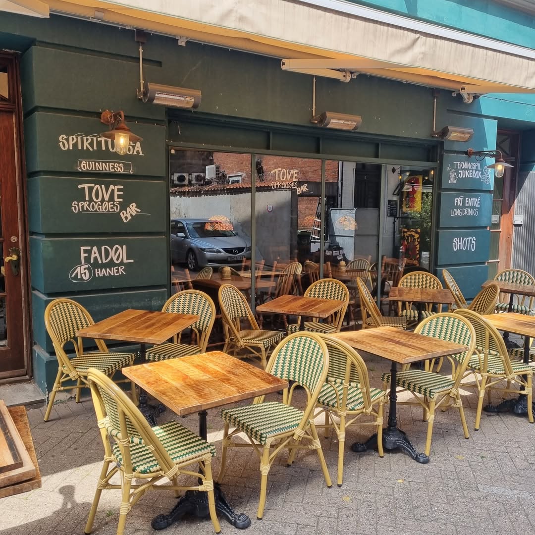 Tove Sprogøes Bar facade